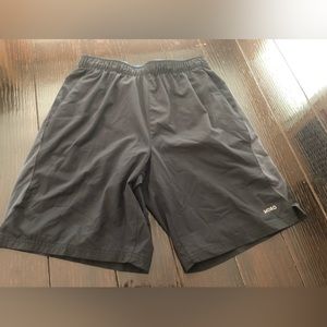 Skora 2-in-1 training shorts